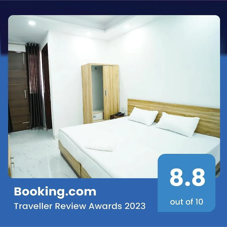 Hotel Silver Crown - Dwarka Sector 23 contacts