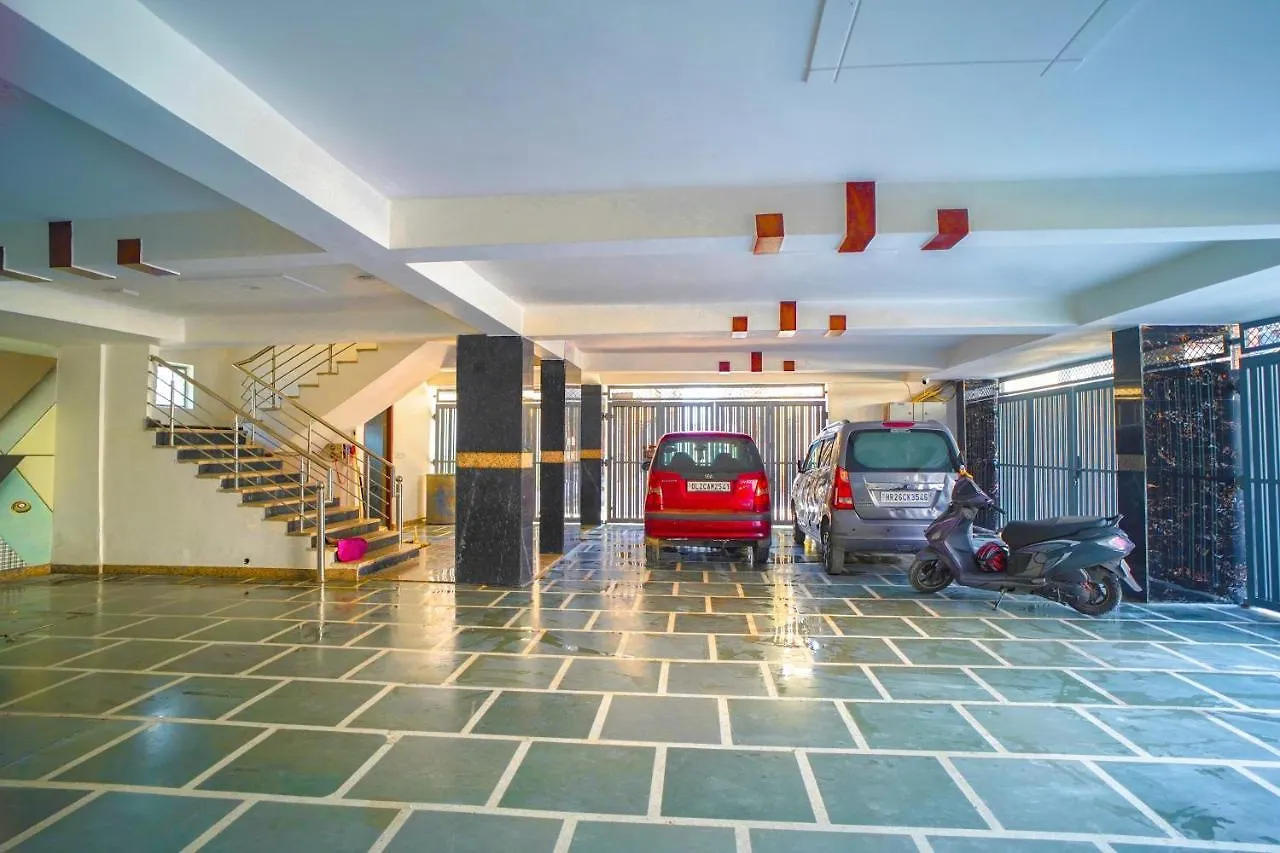 Hotel Silver Crown - Dwarka Sector 23 New Delhi 3*,  India