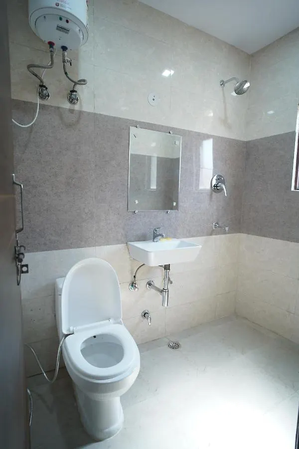 Hotel Silver Crown - Dwarka Sector 23 New Delhi India